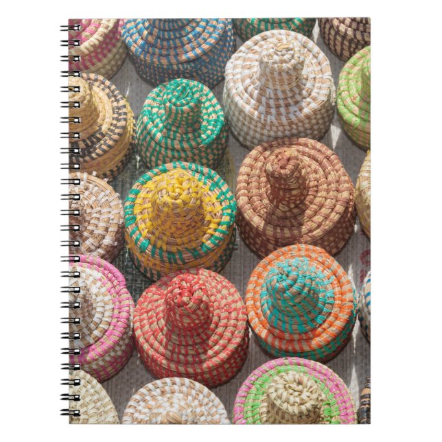 Cuaderno Sombreros Coloridos Tejidos (Frente)
