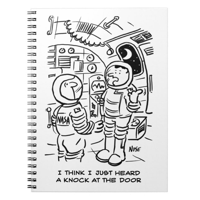 Cuaderno Spacemen on Spaceship Hear Knock at Door (Frente)