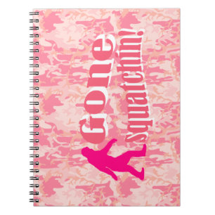 Cuaderno Squatching en camuflaje rosa