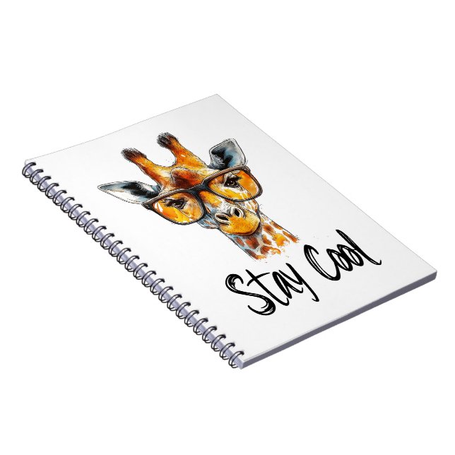 Cuaderno Stay Guay - Giraffe con Ilustracion de gafas de so (Lado Derecho)
