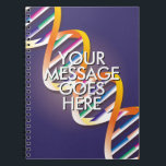 Cuaderno SU MESSAGE DNA Science<br><div class="desc">SU LIBRO DE NOTAS SOBRE CIENCIA DE MENSAJES. Personalizar con tu propio mensaje para crear un regalo científico único. Guay, un cuaderno inspirado en la ciencia de moda diseñado como un regalo para todos los científicos, profesores de ciencias, estudiantes de ciencias, en resumen, ¡cualquier experto en ciencia de tu vida...</div>