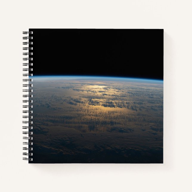 Cuaderno Sunglint Viene De Un Pacífico Sur Parcialmente Nub (Anverso)