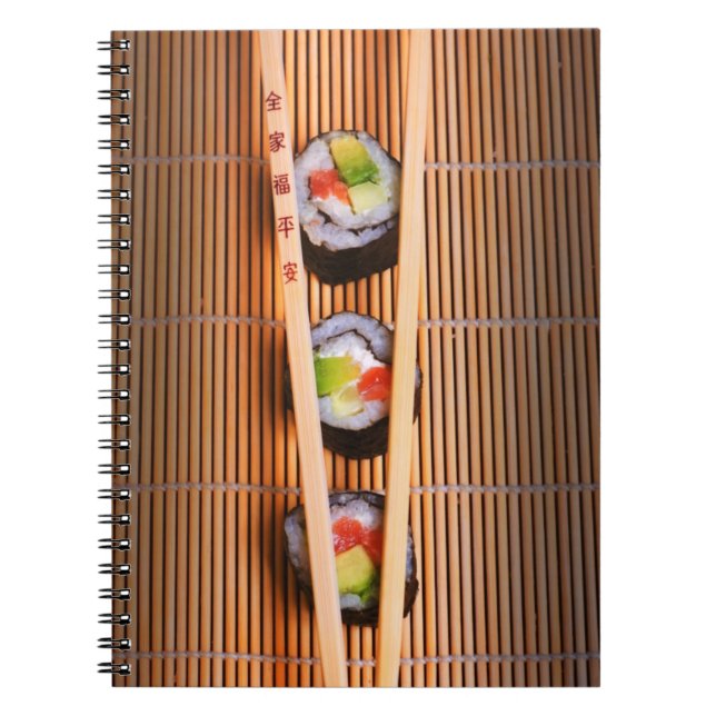 Cuaderno Sushi y palillos de madera (Frente)