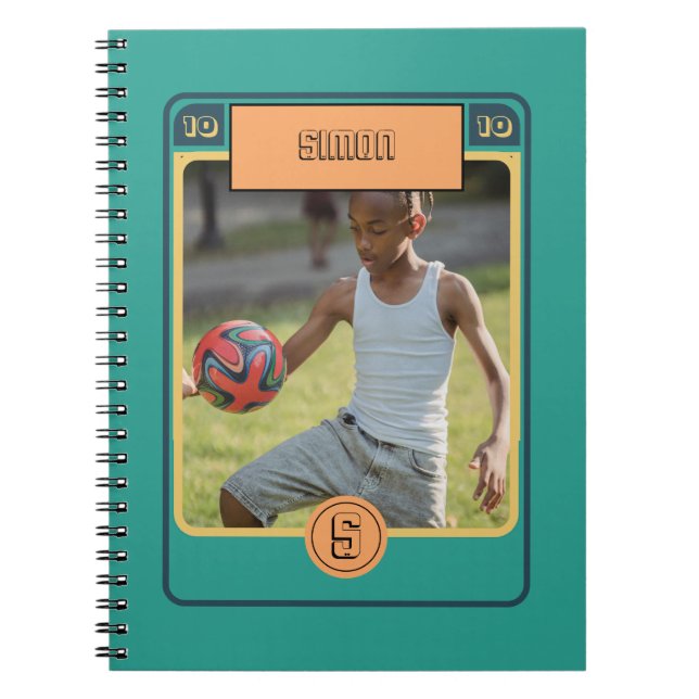 Cuaderno Tarjeta retro de fútbol inspirada en verde (Frente)