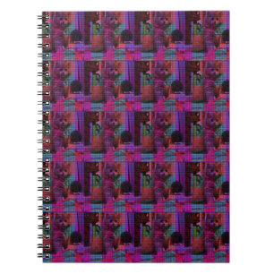 Cuaderno "Tartan Tails: El juguetón morado de juguete"