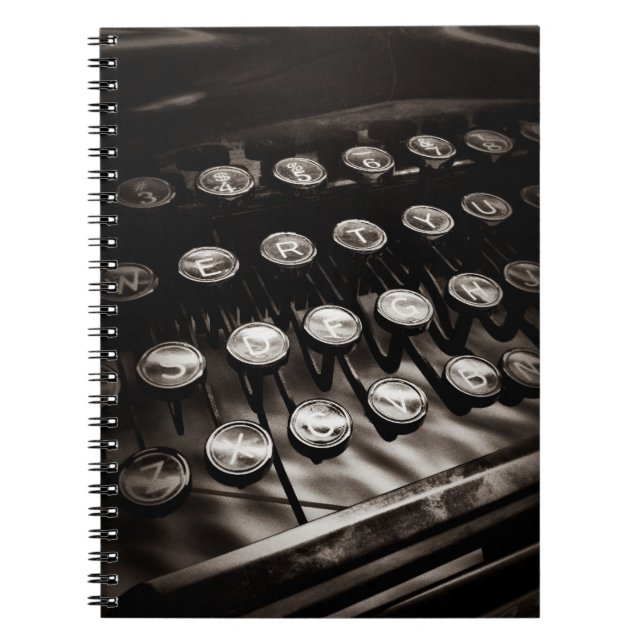Cuaderno Teclas de máquina de escribir antiguas en blanco y (Frente)