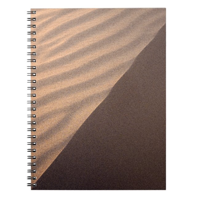 Cuaderno Tejidos de rayas blancas y negras (Frente)