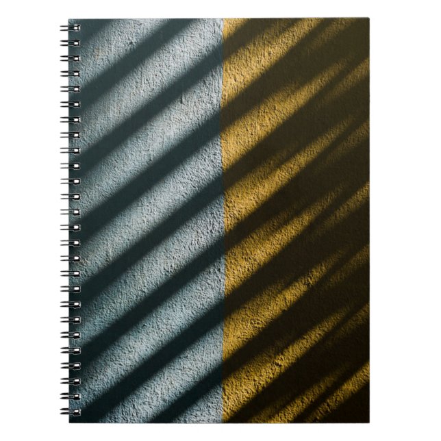 Cuaderno Tejidos de rayas negras y marrones (Frente)