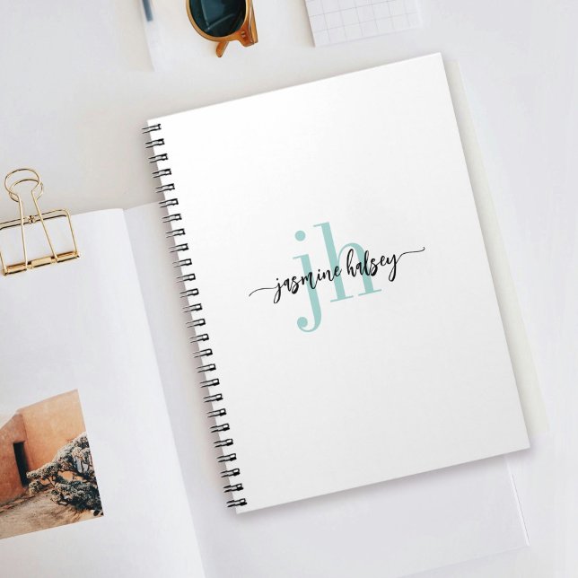 Cuaderno Tendencias Simples Nombre e Iniciales (Subido por el creador)