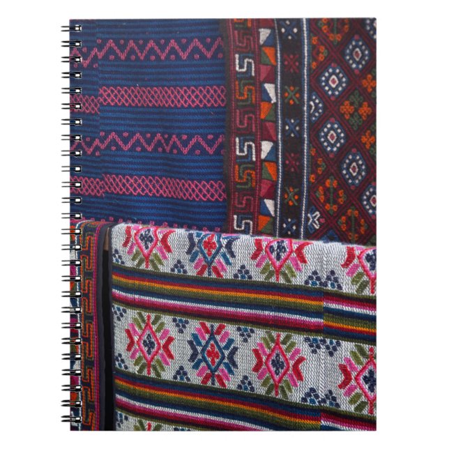 Cuaderno Textiles coloridos de Bután (Frente)
