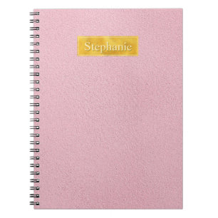 Cuaderno Textura de cuero rosa falso con banner de lámina d