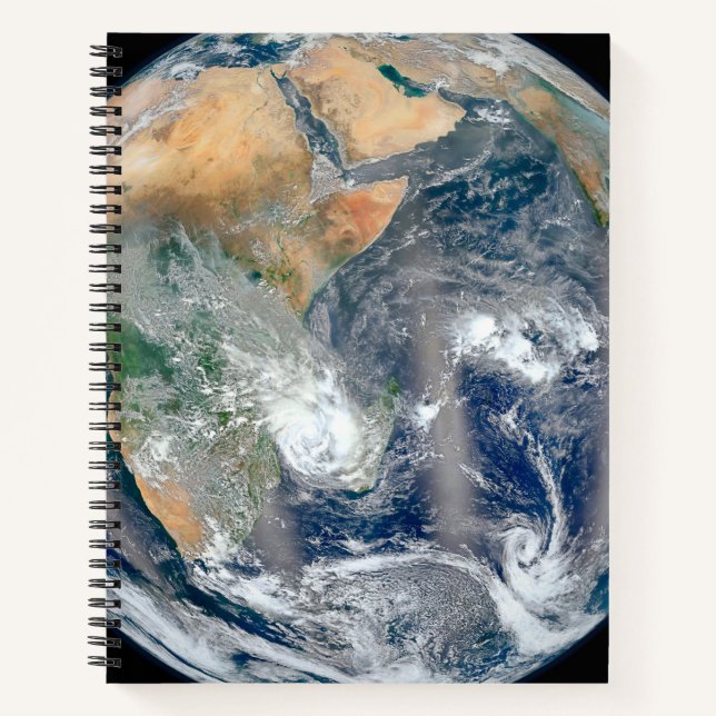 Cuaderno Tierra Llena Que Muestra El Hemisferio Oriental. (Anverso)