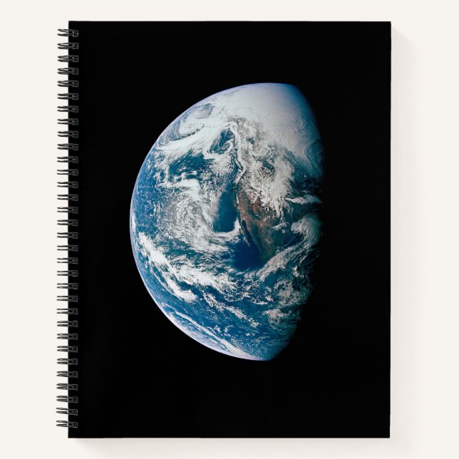 Cuaderno Tierra Tomada De La Nave Espacial Apolo 13. (Anverso)