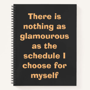 Cuaderno Tipografía motivacional en texto beige sobre 