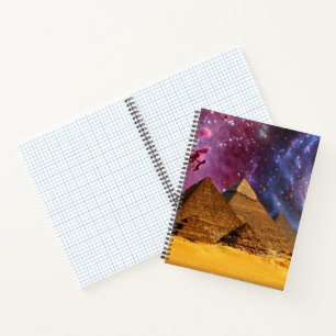 Cuaderno tormenta cósmica sobre egipto