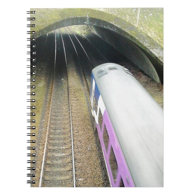 Cuaderno Tren morado, vías férreas, túnel, viaje (Frente)