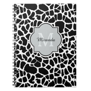 Cuaderno Trendy Black White Giraffe Print Monogrammed Name