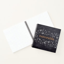 Cuaderno Truco o tratamiento de Vintage Chalkboard Name Hal