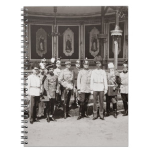 Cuaderno Tsar Nicolás II (1868-1918) que se coloca en el
