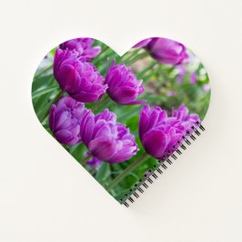 Cuaderno Tulipanes lilacos brillantes en un día soleado