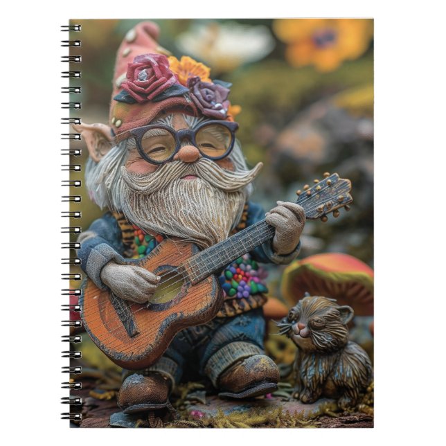 Cuaderno Un bonito gnomo musical tocando la guitarra (Frente)