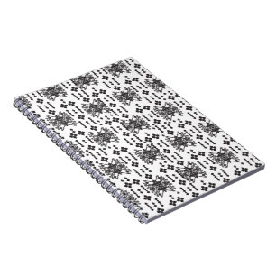 Cuaderno Un diseño simétrico monocromo con intricados