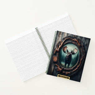 Cuaderno Un majestuoso alce enmarcado por la artesanía de l