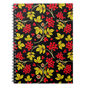 Cuaderno un patrón impecable de flores y bayas. Ruso