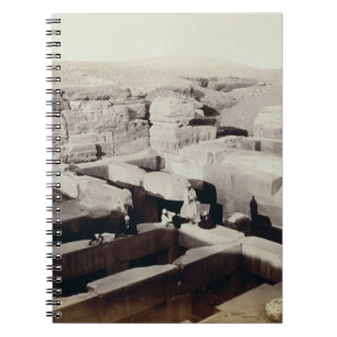 Cuaderno Un templo excavado en el pie de la esfinge, 4ta