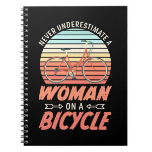 Cuaderno Una Mujer En Una Bicicleta
