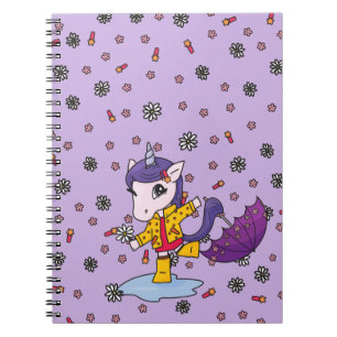 Cuaderno Unicornio floral púrpura simple y suave en el abri