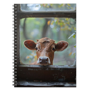 Cuaderno Vaca curiosa mirando por una ventana