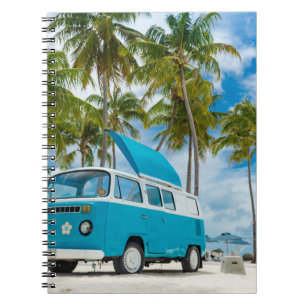 Cuaderno Van azul y blanca en la playa