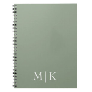 Cuaderno Verde sabio y blanco   Monograma moderno