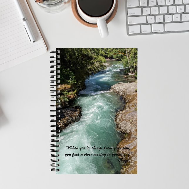 Cuaderno Verso de poesía de Wild River Rumi (In Situ)