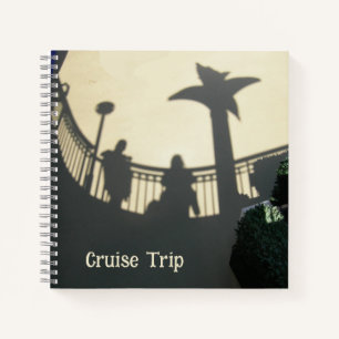 Cuaderno Viaje en crucero, la gente se oculta en el barco.