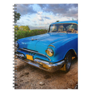 Cuaderno Viejo auto clásico americano en Trinidad, Cuba