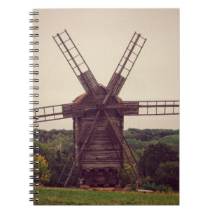 Cuaderno Viejo molino de viento. Paisaje otoñal. Ukrainearc