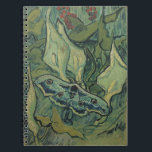 Cuaderno Vincent van Gogh - Gran polilla pavo real<br><div class="desc">Gran Polilla Pavo Real (1889) de Vincent van Gogh es una pintura de naturaleza muerta de arte fino vintage postimpresionista. Un insecto, la polilla emperador, en un jardín de primavera con flores de lirio de cala y otras plantas. Van Gogh lo llamó 'polilla de la cabeza de la muerte' y...</div>