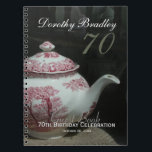 Cuaderno Vintage English Teapot 70th Birthday Guest Book<br><div class="desc">Personalizable 70th Birthday (cuaderno de espiral) con una hermosa tetera inglesa vintage sobre la cubierta. Puede agregar y cambiar texto fácilmente (color,  fuente,  tamaño y posición) haciendo clic en el botón personalizar. Invitación de cumpleaños coincidente.</div>