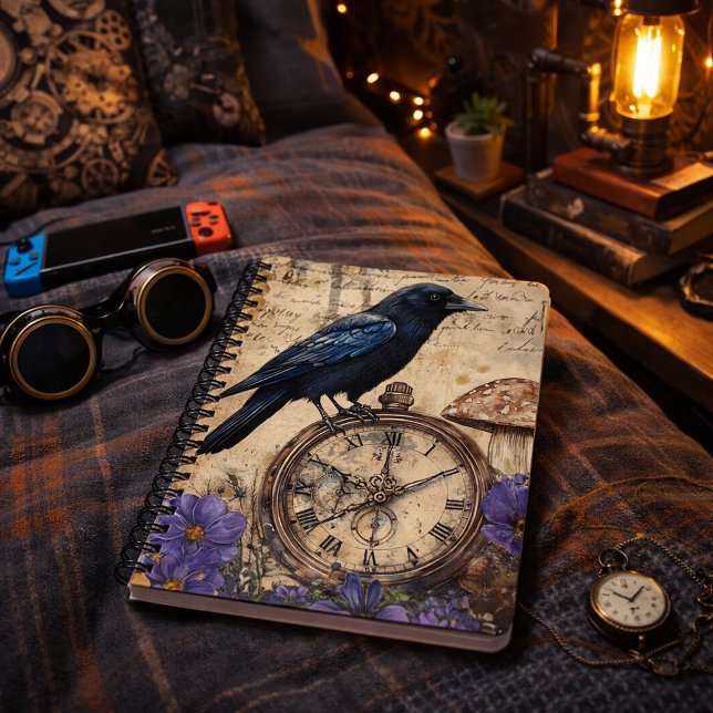 Cuaderno Vintage Gothic Raven (Subido por el creador)
