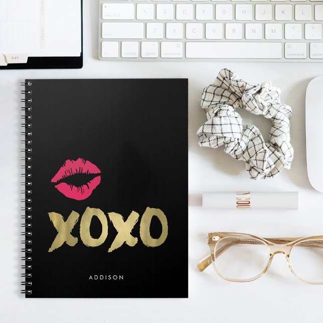 Cuaderno XOXO Faux Gold & Pink Lips | Negro (Subido por el creador)
