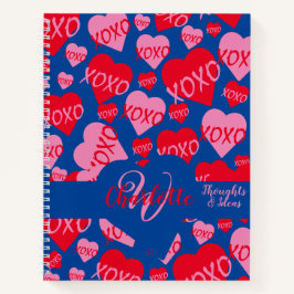 Cuaderno XOXO Patrón de Corazón Rojo Rosa Monograma Amor Az