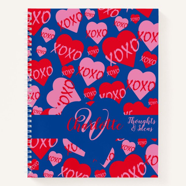 Cuaderno XOXO Patrón de Corazón Rojo Rosa Monograma Amor Az (Anverso)