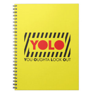 Cuaderno YOLO con la precaución roja