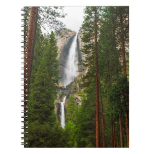 Cuaderno Yosemite cae por el bosque
