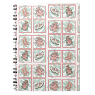 Cuaderno Zapatos y perfume Amantes de los zapatos Colores p