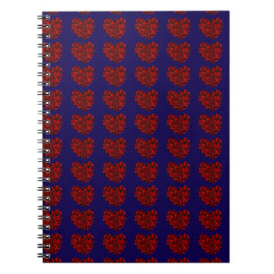 Cuadernos en espiral azules con corazones rojos