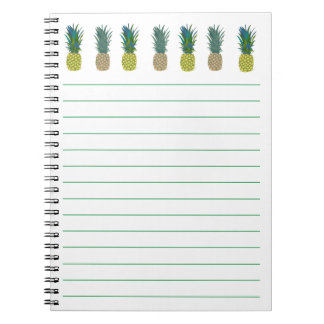 Cuadernos rayados con tema de piña