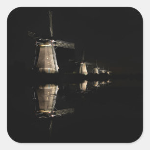 Cuadrada Molinos de viento iluminados en pegatina nocturno